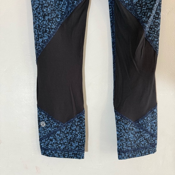 Lululemon Blue Patterned Leggings - Picture 5 of 7